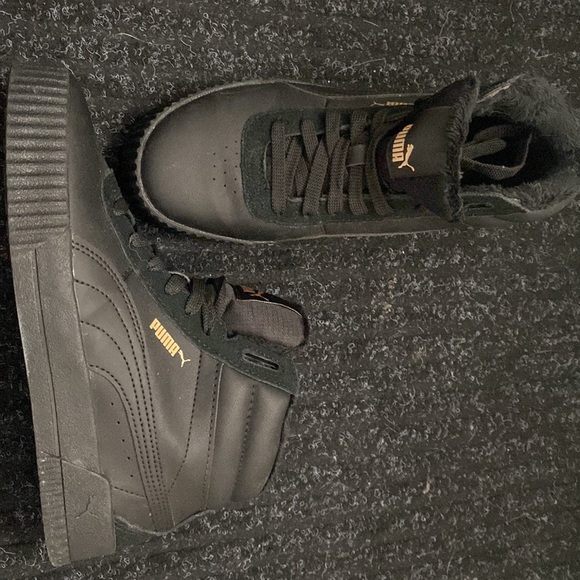 Puma lined high tops - Picture 2 of 2